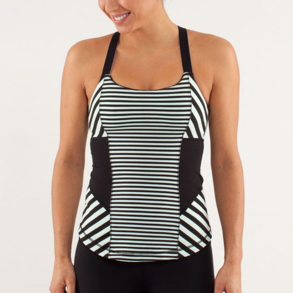 Lululemon | work it out, criss cross back top